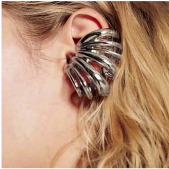 Zara Accessories - New! Zara Silver Cuff Post Earrings (1057) NWOT